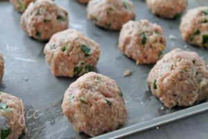 Turkey meatballs with provolone